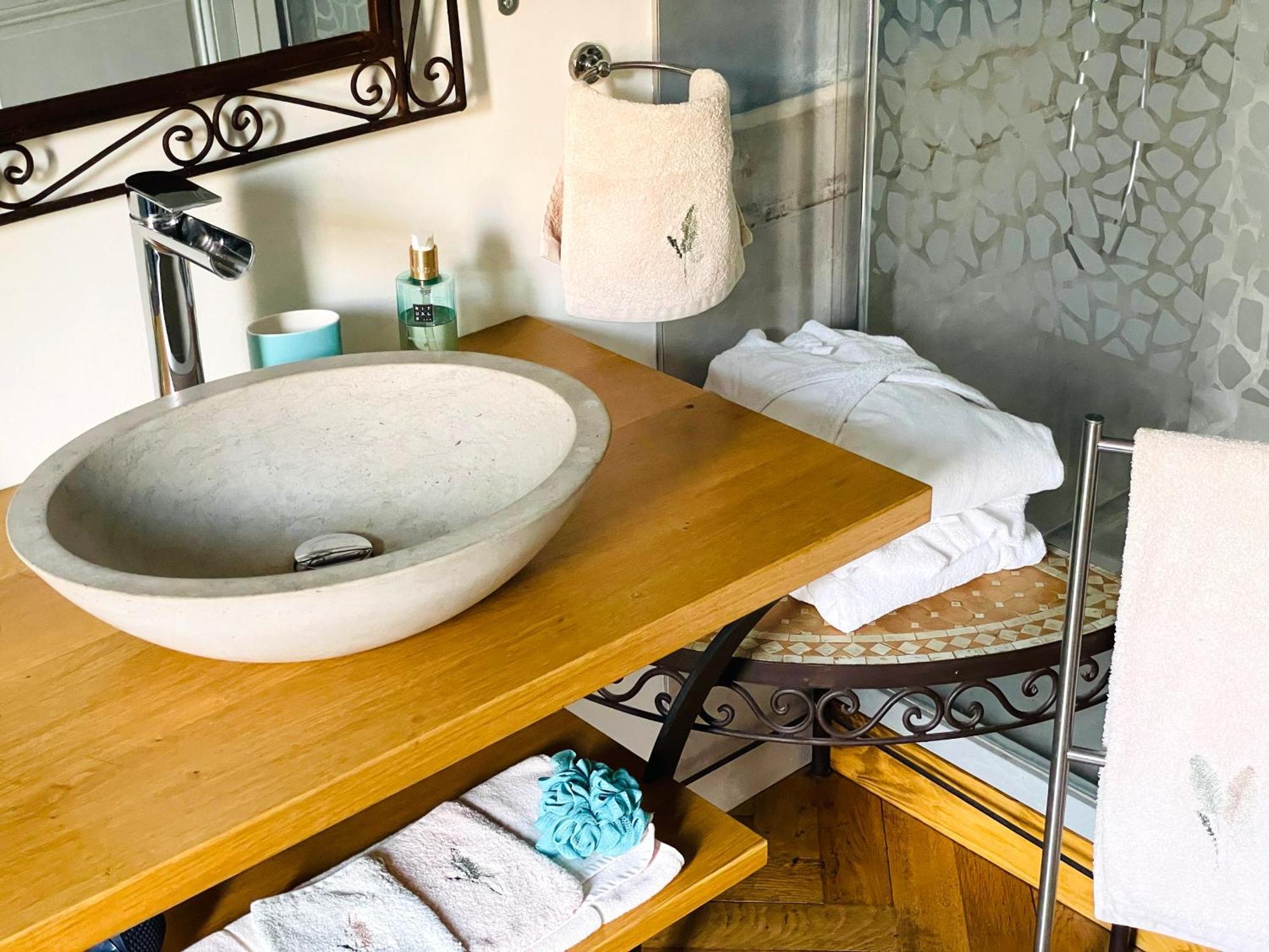 Le Clos Des Fayettes Theize ภายนอก รูปภาพ